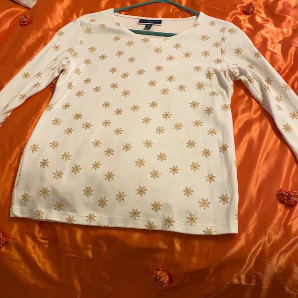 Karen Scott with sparkly gold stars🌟⭐️ top size S